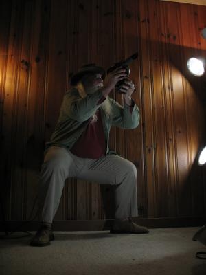 <img300*0:stuff/z/10620/Dramatic%2520Light%2520Actions%2520-%2520Costume%25204-3-09/4-3-09%20057.jpg>