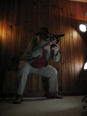<img300*0:stuff/z/10620/Dramatic%2520Light%2520Actions%2520-%2520Costume%25204-3-09/4-3-09%20058.jpg>