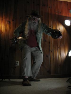 <img300*0:stuff/z/10620/Dramatic%2520Light%2520Actions%2520-%2520Costume%25204-3-09/4-3-09%20069.jpg>