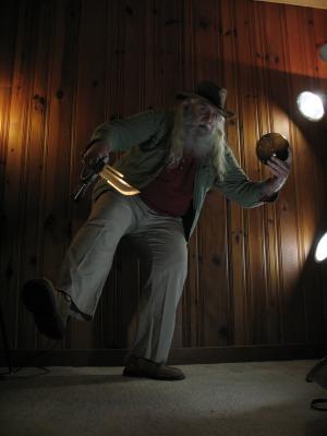<img300*0:stuff/z/10620/Dramatic%2520Light%2520Actions%2520-%2520Costume%25204-3-09/4-3-09%20072.jpg>
