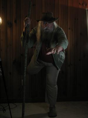 <img300*0:stuff/z/10620/Dramatic%2520Light%2520Poses%25204-4-09/4-4-09%20058.jpg>