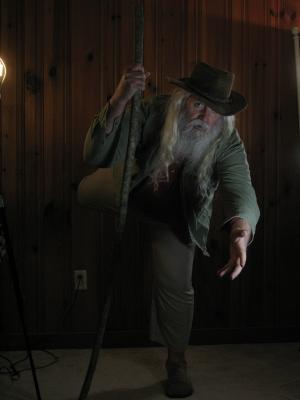 <img300*0:stuff/z/10620/Dramatic%2520Light%2520Poses%25204-4-09/4-4-09%20061.jpg>