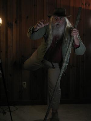 <img300*0:stuff/z/10620/Dramatic%2520Light%2520Poses%25204-4-09/4-4-09%20065.jpg>