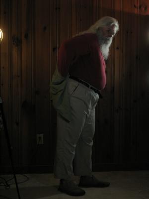 <img300*0:stuff/z/10620/Dramatic%2520Light%2520Poses%25204-4-09/4-4-09%20073.jpg>