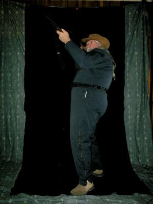<img300*0:stuff/z/10620/EPRM%2520Skydancer%2520Action%2520Pose%2520Reference%25203/12-6-08%20058.jpg>