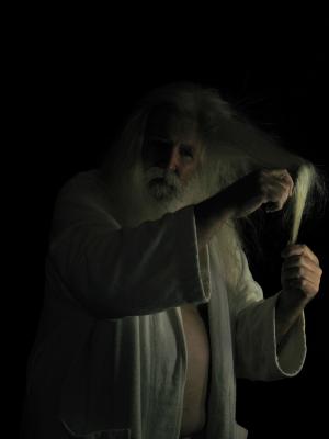 <img300*0:stuff/z/10620/Hair%2520Brushing%2520Ref%25202-27-09/2-27-09%20019.jpg>