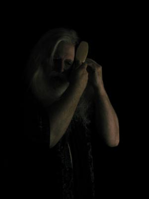<img300*0:stuff/z/10620/Hair%2520Brushing%2520Ref%25202-27-09/2-27-09%20049.jpg>