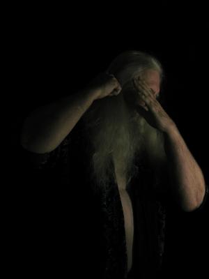 <img300*0:stuff/z/10620/Hair%2520Brushing%2520Ref%25202-27-09/2-27-09%20051.jpg>