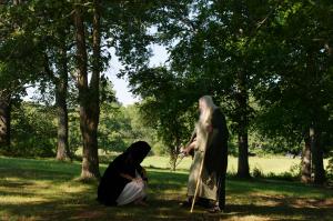 <img300*0:stuff/z/10620/Hobbit%2520%2526%2520Wizard%2520July%252005-10/HW%20July%2005-10%20004.jpg>