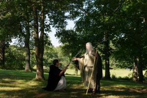 <img300*0:stuff/z/10620/Hobbit%2520%2526%2520Wizard%2520July%252005-10/HW%20July%2005-10%20007.jpg>