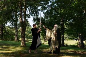 <img300*0:stuff/z/10620/Hobbit%2520%2526%2520Wizard%2520July%252005-10/HW%20July%2005-10%20009.jpg>