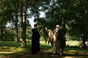 <img300*0:stuff/z/10620/Hobbit%2520%2526%2520Wizard%2520July%252005-10/HW%20July%2005-10%20011.jpg>
