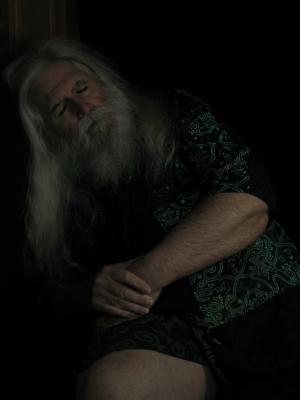 <img300*0:stuff/z/10620/Napping%2520Wizard%2520Ref%25202-27-09/2-27-09%20089.jpg>