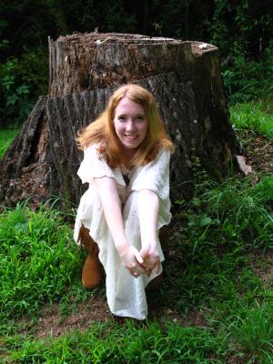 <img300*0:stuff/z/10620/Nicky%25206-10-09%2520White%2520Dress/6-10-09%20Nicky%20224.jpg>