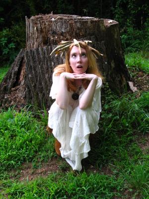 <img300*0:stuff/z/10620/Nicky%25206-10-09%2520White%2520Dress/6-10-09%20Nicky%20232.jpg>