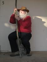 <img0*200:stuff/z/10620/Nov%252010,%252008%2520Sitting%2520With%2520Staff%2520%25232/11-10-08%20069.jpg>