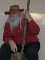 <img0*200:stuff/z/10620/Nov%252010,%252008%2520Sitting%2520with%2520Staff/11-10-08%20108.jpg>