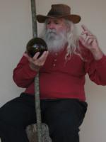 <img0*200:stuff/z/10620/Nov%252010,%252008%2520Staff%2520with%2520Orb/11-10-08%20134.jpg>