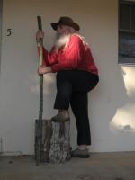 <img0*200:stuff/z/10620/Nov%252010,%252008%2520Standing%2520with%2520Staff/11-10-08%20072.jpg>