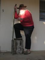 <img0*200:stuff/z/10620/Nov%252010,%252008%2520Standing%2520with%2520Staff/11-10-08%20079.jpg>