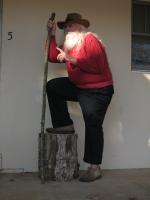 <img0*200:stuff/z/10620/Nov%252010,%252008%2520Standing%2520with%2520Staff/11-10-08%20080.jpg>