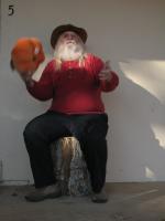 <img0*200:stuff/z/10620/Nov%252010,%252008%2520with%2520Pumpkin/11-10-08%20056.jpg>