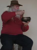 <img0*200:stuff/z/10620/Nov%252010,%252008%2520with%2520Singing%2520Bowl/11-10-08%20144.jpg>