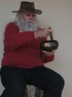 <img0*200:stuff/z/10620/Nov%252010,%252008%2520with%2520Singing%2520Bowl/11-10-08%20149.jpg>