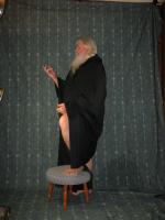 <img0*200:stuff/z/10620/Nov%25209,%252008%2520Black%2520Robe%2520w%252f%2520Staff/11-9-08a%20075.jpg>