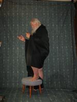 <img0*200:stuff/z/10620/Nov%25209,%252008%2520Black%2520Robe%2520w%252f%2520Staff/11-9-08a%20078.jpg>