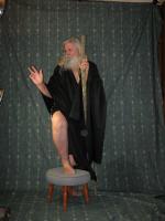 <img0*200:stuff/z/10620/Nov%25209,%252008%2520Black%2520Robe%2520w%252f%2520Staff/11-9-08a%20096.jpg>