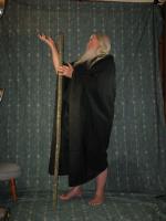 <img0*200:stuff/z/10620/Nov%25209,%252008%2520Black%2520Robe%2520w%252f%2520Staff/11-9-08a%20112.jpg>