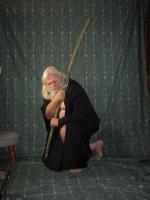 <img0*200:stuff/z/10620/Nov%25209,%252008%2520Black%2520Robe%2520w%252f%2520Staff/11-9-08a%20134.jpg>