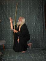 <img0*200:stuff/z/10620/Nov%25209,%252008%2520Black%2520Robe%2520w%252f%2520Staff/11-9-08a%20137.jpg>