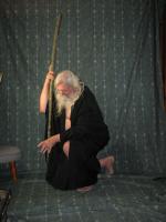 <img0*200:stuff/z/10620/Nov%25209,%252008%2520Black%2520Robe%2520w%252f%2520Staff/11-9-08a%20138.jpg>