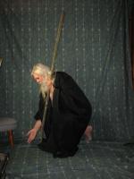 <img0*200:stuff/z/10620/Nov%25209,%252008%2520Black%2520Robe%2520w%252f%2520Staff/11-9-08a%20139.jpg>