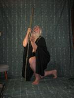 <img0*200:stuff/z/10620/Nov%25209,%252008%2520Black%2520Robe%2520w%252f%2520Staff/11-9-08a%20150.jpg>