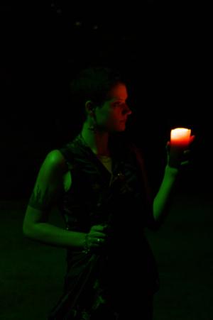 <img300*0:stuff/z/10620/Rae%2520Candle%2520Green%2520July%252004-10/RCG%20July%2004-10%20003.jpg>