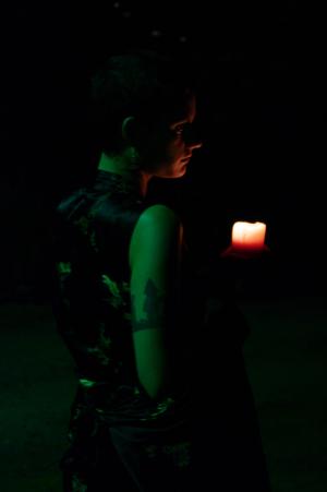 <img300*0:stuff/z/10620/Rae%2520Candle%2520Green%2520July%252004-10/RCG%20July%2004-10%20004.jpg>