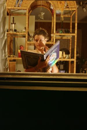 <img300*0:stuff/z/10620/Rae%2520Vouyre%2520Nude%2520July%252004-10/RVN%20July%2004-10%20051.jpg>