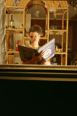<img300*0:stuff/z/10620/Rae%2520Vouyre%2520Nude%2520July%252004-10/RVN%20July%2004-10%20052.jpg>