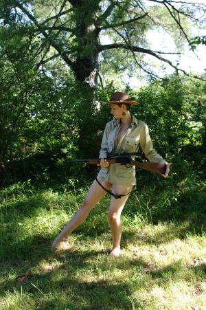 <img300*0:stuff/z/10620/Ray%2520Rifle%2520July%252006-10/RR%20July%2006-10%20037.jpg>