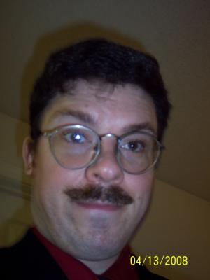 <img300*0:stuff/z/11046/PaulKathyPatrickRecentCandidsSpring08/100_0758.jpg>