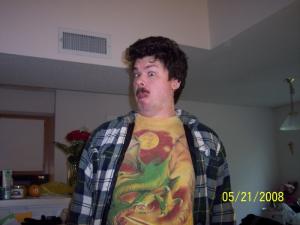 <img300*0:stuff/z/11046/PaulKathyPatrickRecentCandidsSpring08/100_0789.jpg>