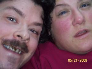 <img300*0:stuff/z/11046/PaulKathyPatrickRecentCandidsSpring08/100_0795.jpg>