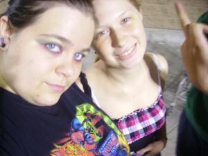 <img300*0:stuff/z/122153/Pictures%2520no%2520one%2520cares%2520to%2520look%2520at/i1254448653_5.jpg>