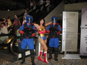 <img300*0:stuff/z/12357/Dragon%2520Con%25202008!!/i1220459993_23.jpg>
