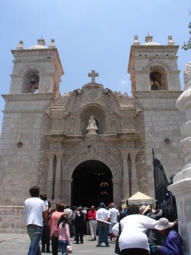 <img0*500:stuff/z/12879/Patricio%2520in%2520Arequipa/Imagen%20119.jpg>