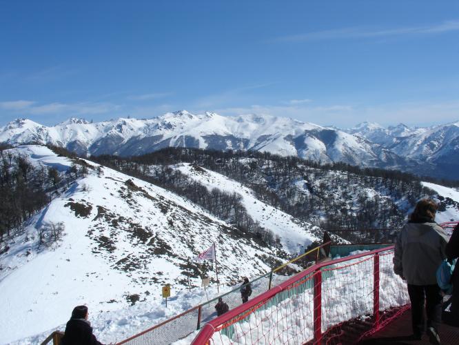<img0*500:stuff/z/12879/Patricio%2520in%2520Bariloche/DSC03819.JPG>