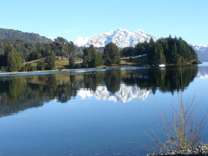 <img0*500:stuff/z/12879/Patricio%2520in%2520Bariloche/DSC03858.JPG>